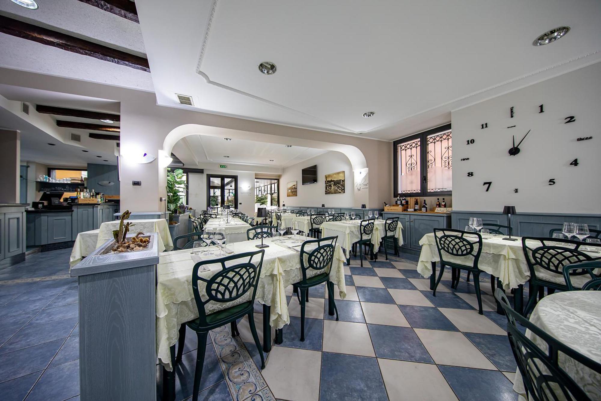 Hotel Novara Verbania Zewnętrze zdjęcie