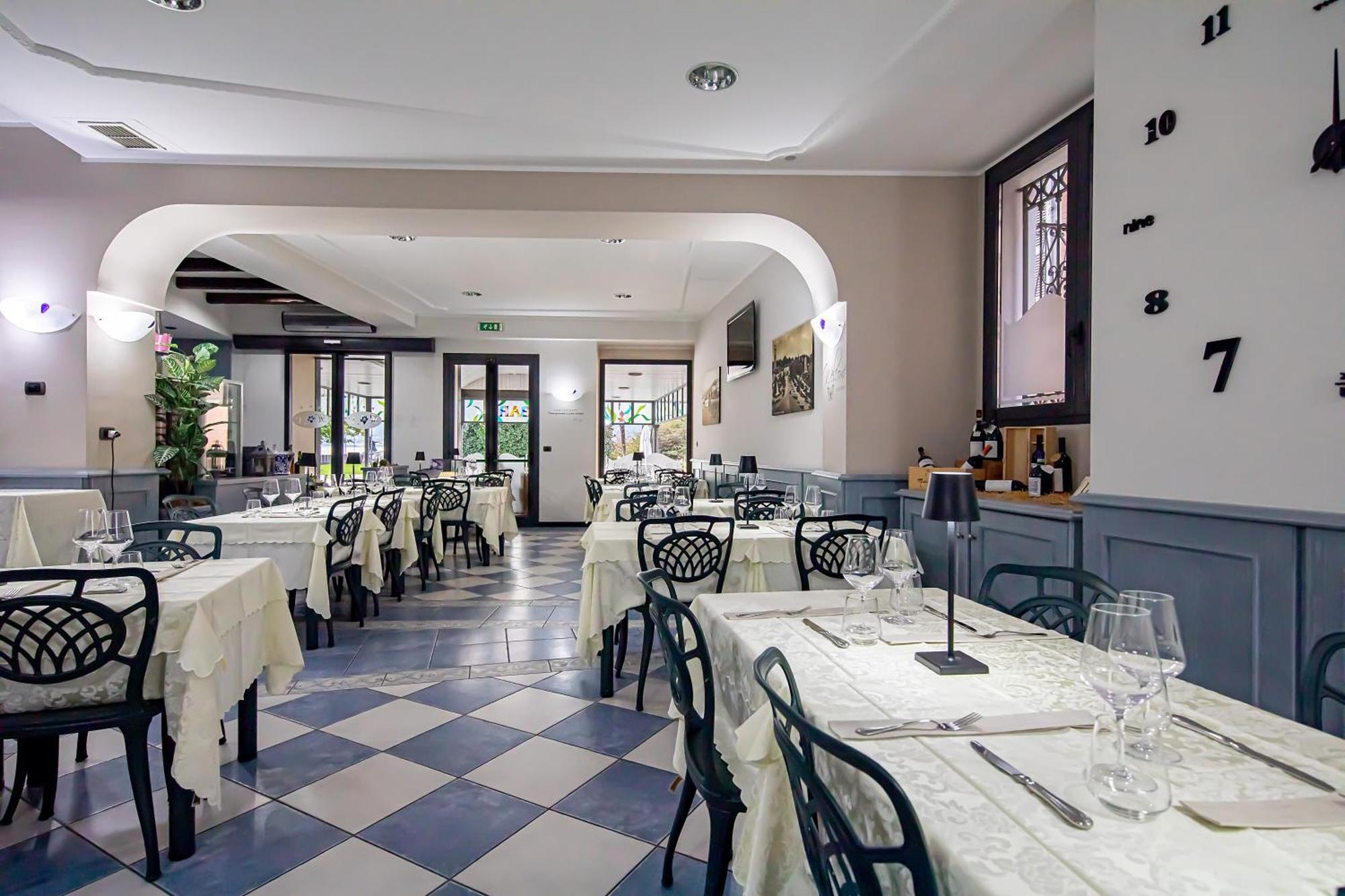 Hotel Novara Verbania Zewnętrze zdjęcie