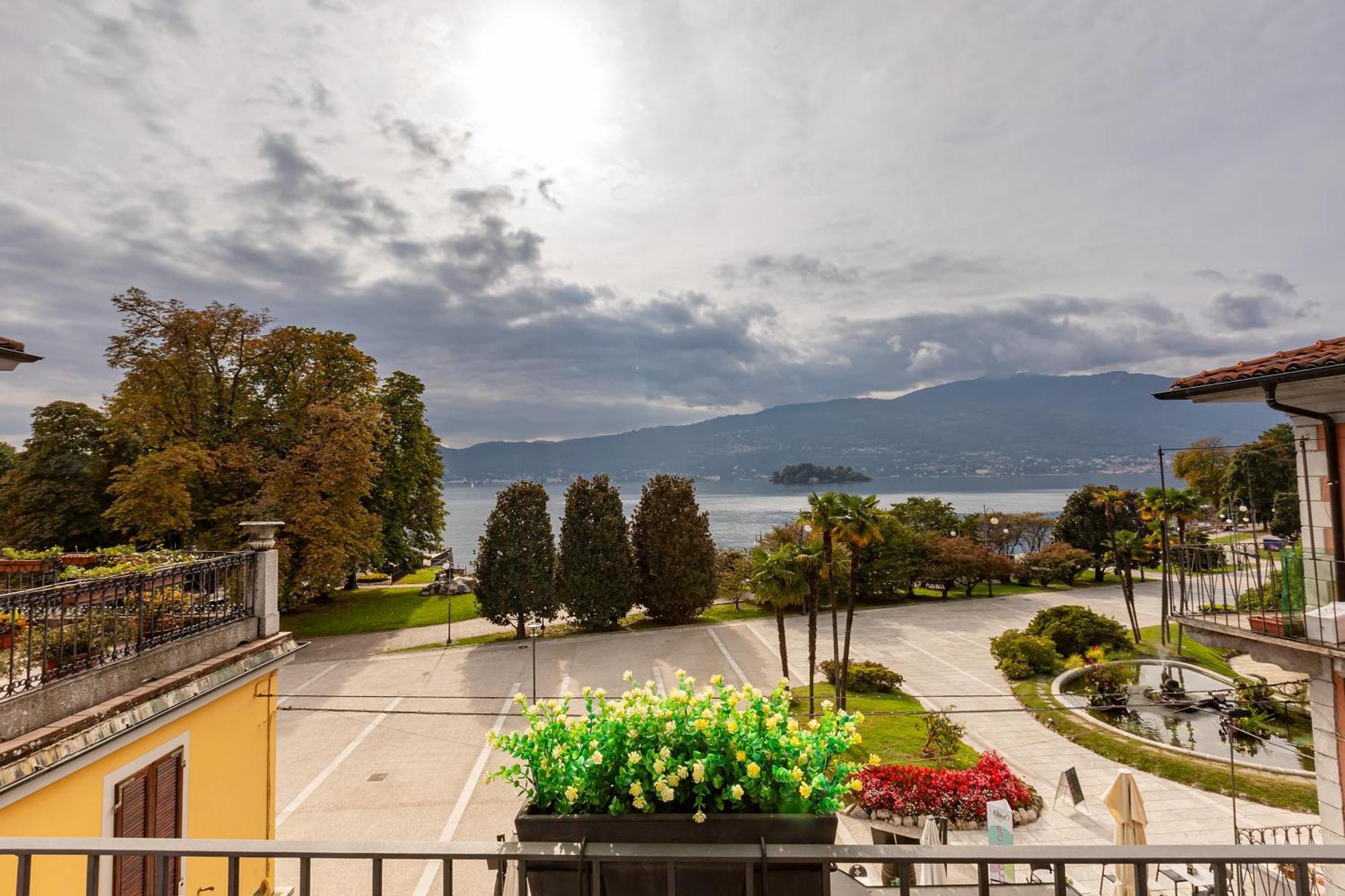 Hotel Novara Verbania Zewnętrze zdjęcie